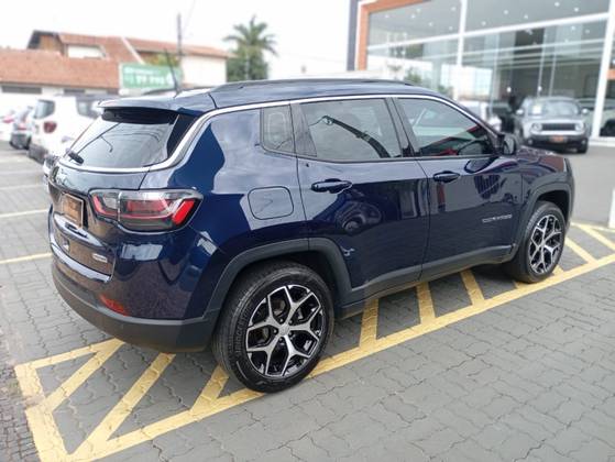 JEEP COMPASS 1.3 T270 TURBO FLEX LONGITUDE AT6